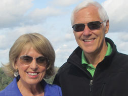 Photo of Jacquie and Rich Janulis (B.A. ’72). Link to their story