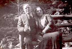 Isadore and Sadie Dorin. Links to their story